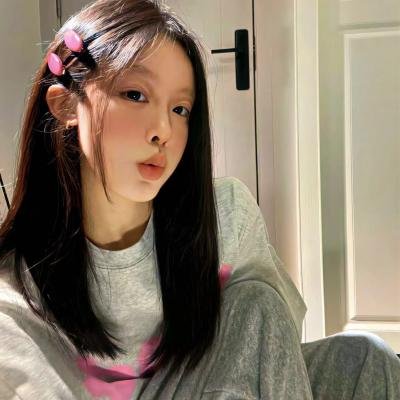 红色背篓